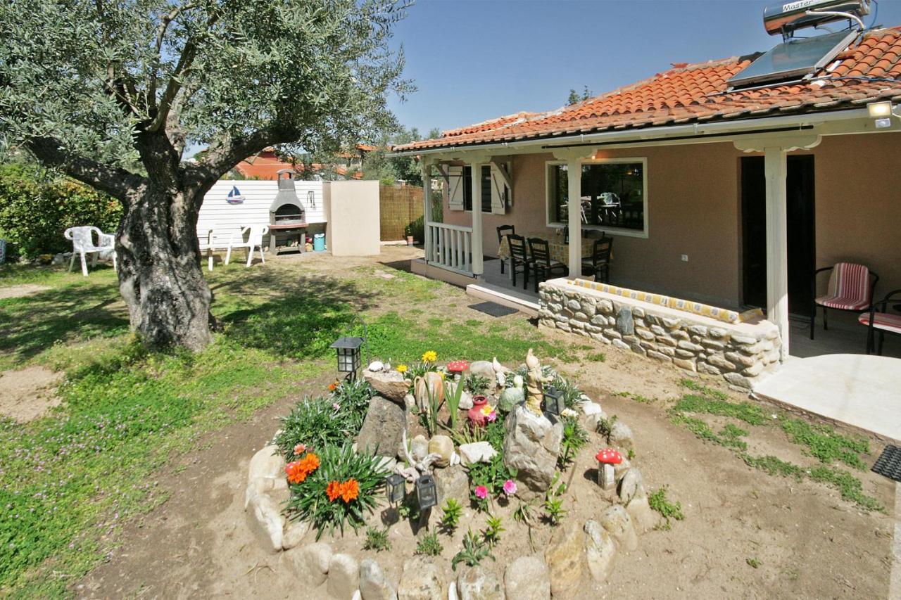 Efi'S Home Vourvourou Exterior photo